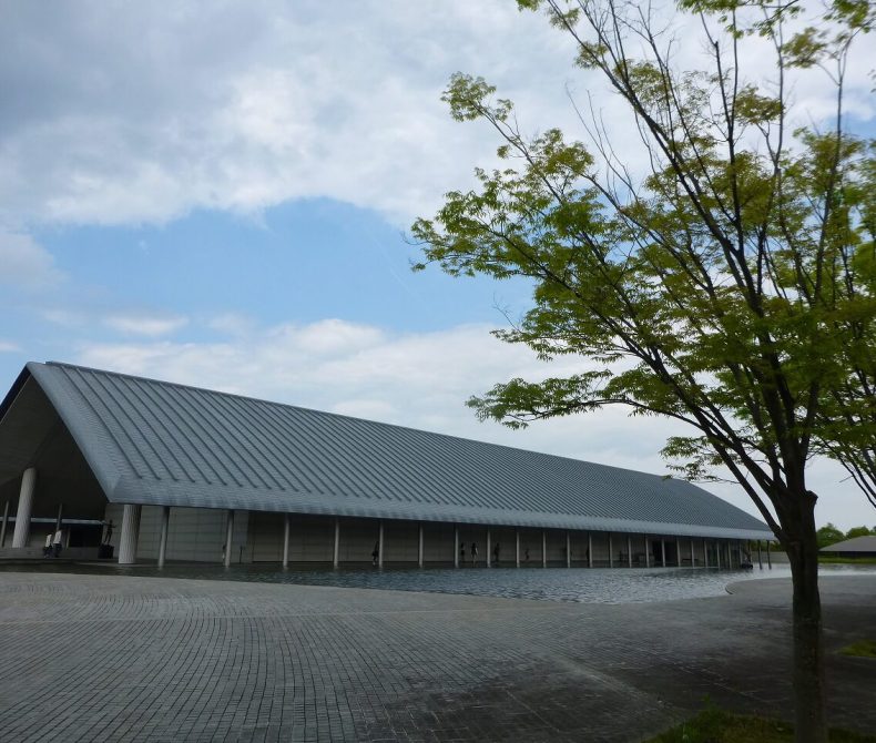 佐川美術館