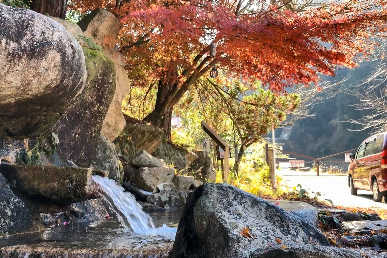 宇曽川ダム公園