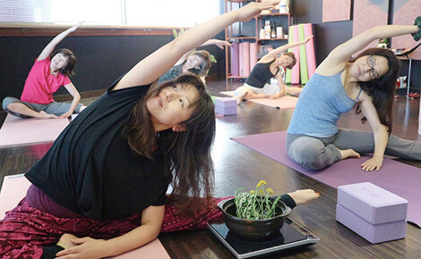 「一般社団法人Herbal season yoga」へリンク